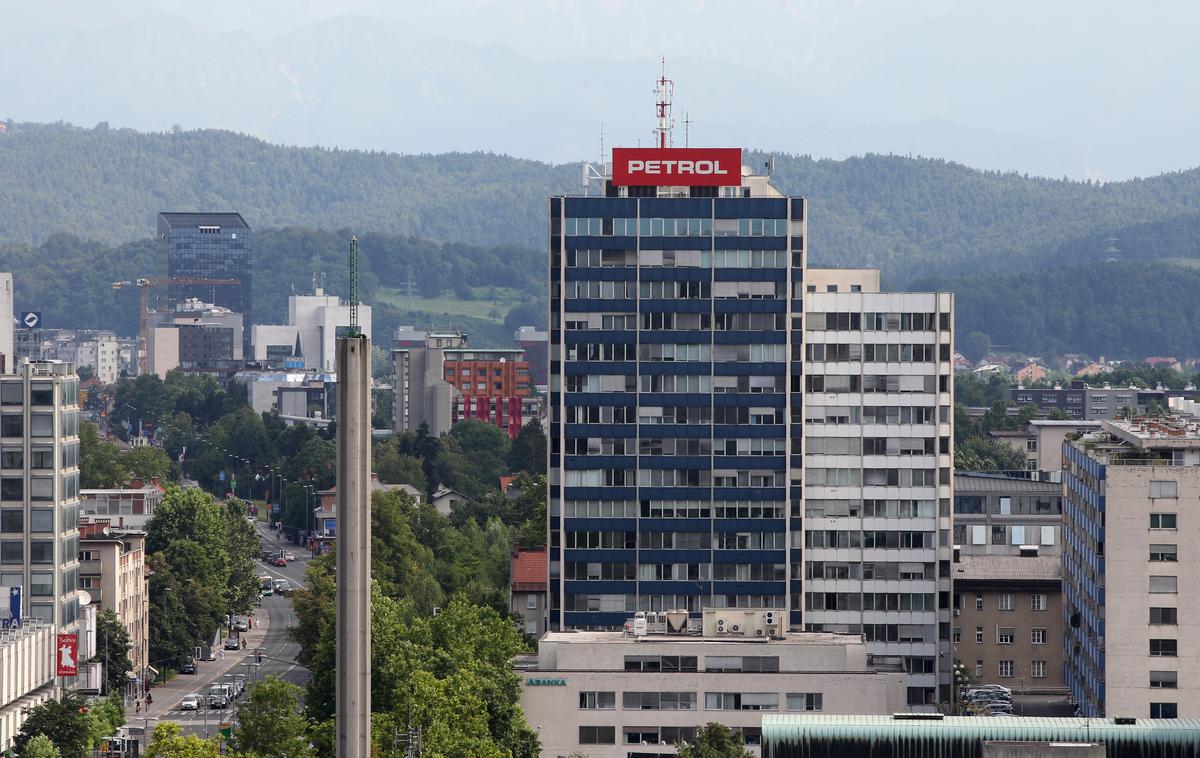 Petrol | Petrol se je s svojimi lanskimi prihodki uvrstil na drugo mesto lestvice največjih podjetij Jugovzhodne Evrope (TOP 100 SEE). | Foto Tina Deu