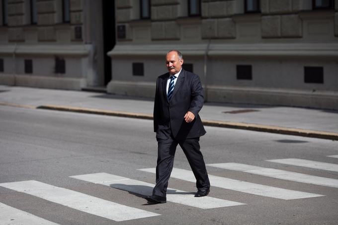 V organih združenja VSO imajo ključne položaje osebe, ki so tako ali drugače povezane s slovenskim desnosredinskim političnim polom. Eden izmed njih je tudi Božo Predalič. | Foto: Matej Povše