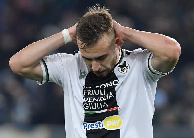 Kako dolgo bo Sandi Lovrić odsoten z igrišč? Njegov Udinese po porazu z Interjem na lestvici ostaja na 15. mestu, pred 18. Frosinonejem ima le dve točki prednosti. | Foto: Guliverimage