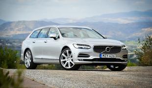 Volvo S90 in V90 – varnost v zavetju švedske krone s sijajem visoke tehnologije