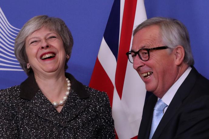 Theresa May in Jean Claude Juncker | Foto Reuters