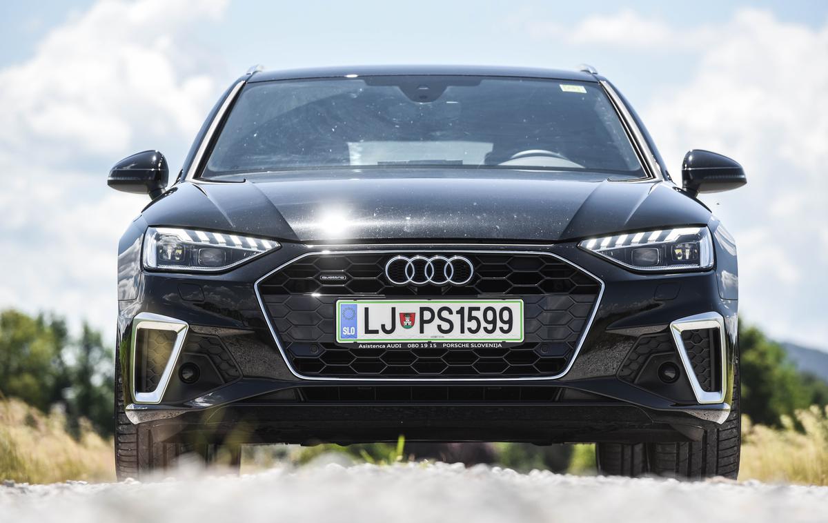 Audi A4 avant | Audi A4 je s prenovo dobil bistveno bolj posrečen in drzen videz, je pa treba izbrati športni paket S-line. | Foto Gašper Pirman