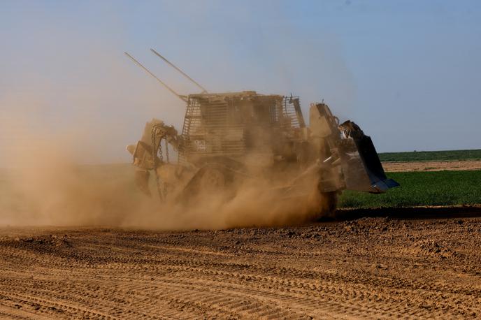 Izrael | "Brigade al Kasam so iz južnega Libanona bombardirale sedež 769. vzhodne brigade," je gibanje Hamas sporočilo v izjavi na Telegramu. | Foto Reuters