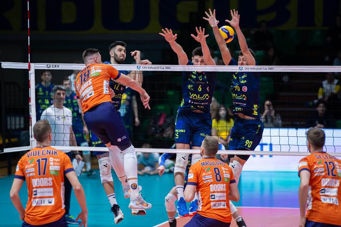 Modena : ACH Volley, pokal CEV | ACH Volley je na povratni tekmi pokala CEV z 0:3 izgubil pri Modeni. | Foto CEV