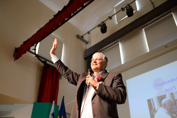 Aleš Primc stranka Glas za otroke in družine ustanovni kongres | Foto: Klemen Korenjak