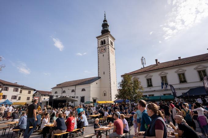 Kobarid se 5. oktobra napolni s kulinaričnimi dobrotami in pozitivno energijo. | Foto: Žiga Koren, arhiv Turizma Dolina Soče