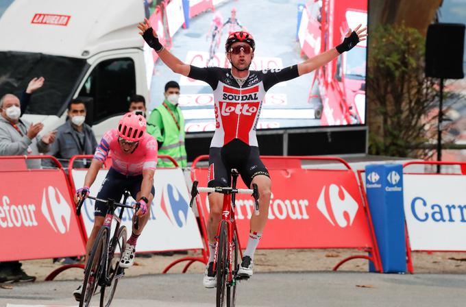 Belgijec Tim Wellens je še drugič na letošnji Vuelti takole slavil etapno zmago. | Foto: Luis Angel Gomez ©PHOTOGOMEZSPORT2020