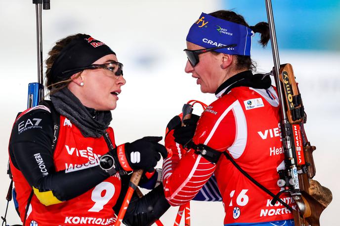 Julia Simon & Dorothea Wierer | Za zmago sta obračunali Dorothea Wierer in Julia Simon, uspešnejša je bila Francozinja. | Foto Guliverimage