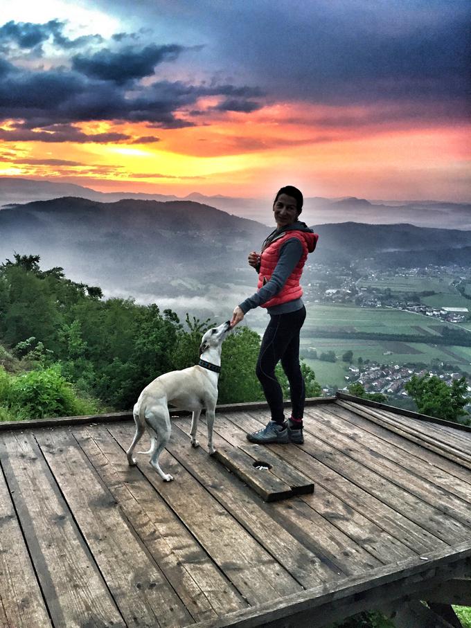 Betka si je za letos zadala poseben cilj: 300 vzponov na Šmarno goro. Včasih ji uspeta tudi dva vzpona na dan. Le tako si bo lahko nabrala zalogo in si v miru privoščila počitnice. | Foto: 