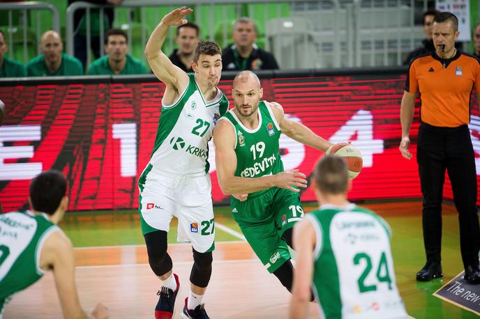 Cedevita Olimpija Krka | Marko Simonović je bil s 16 točkami prvi strelec Olimpije, dosegel je štiri trojke iz sedmih poskusov. | Foto Saša Pahič Szabo/Sportida