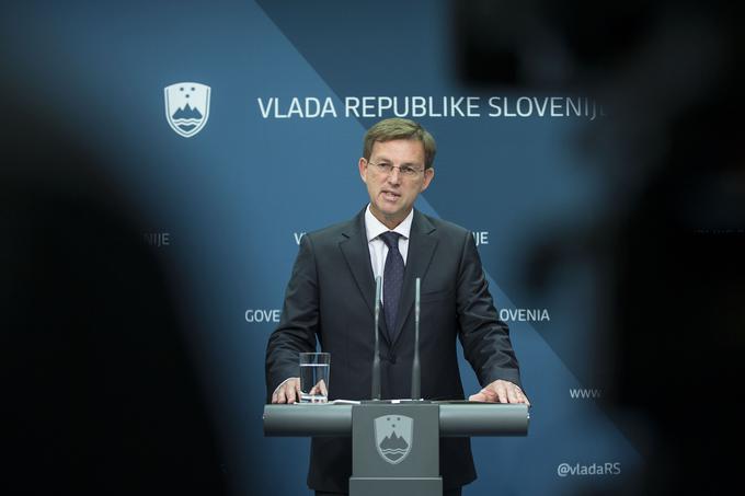 "Prav se mi zdi, da vodo - tekoče zlato 21. stoletja - zaščitimo na najvišji pravni ravni," meni predsednik vlade Miro Cerar. | Foto: Ana Kovač