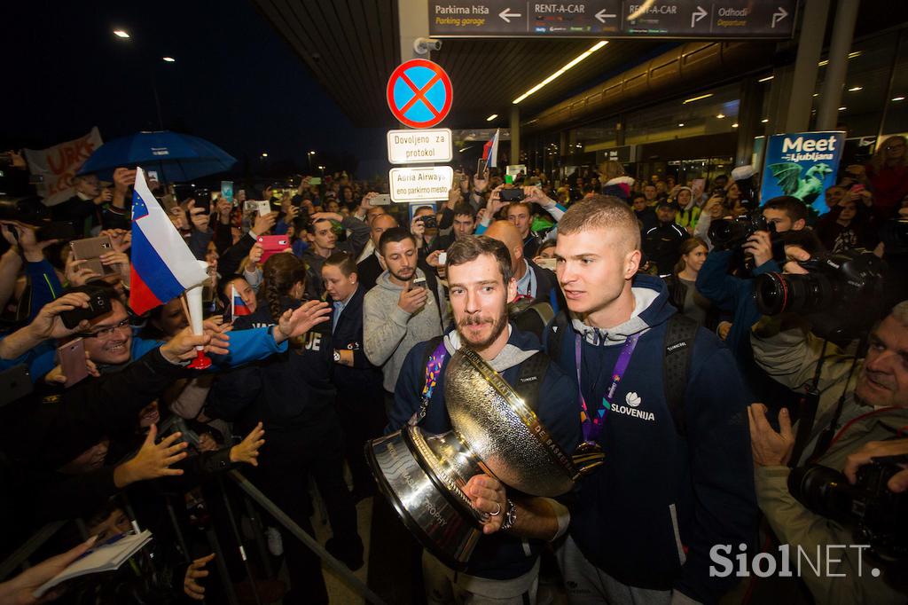 Brnik sprejem eurobasket 2017