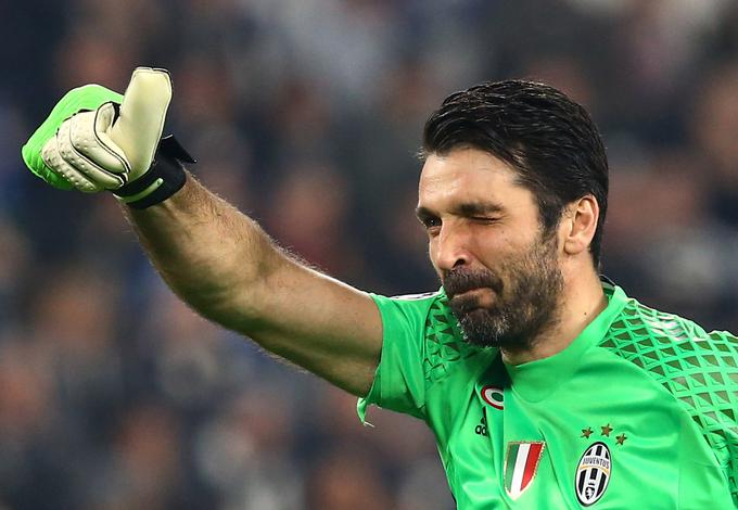 39-letni Gianluigi Buffon je še vedno eden najboljših na svetu. | Foto: Reuters