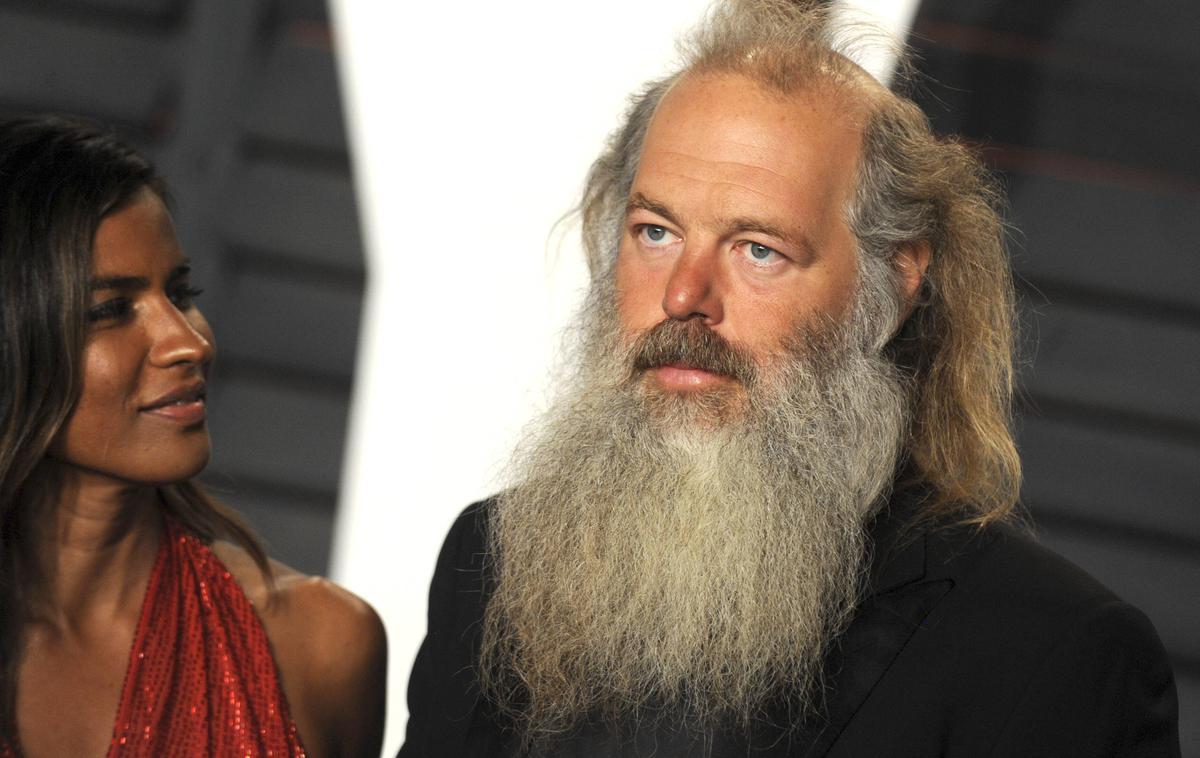 Rick Rubin | Rubinov vpliv na sodobno pop kulturo je neizmeren. V preteklosti je izjavil, da niti ne obvlada glasbila niti nima veliko znanja o studijski tehnologiji, je pa pomembno, kaj čuti. V svoji knjigi pravi takole: "Delo, ki ima pet napak, še ni dokončano. Z osmimi napakami pa morda je." | Foto Guliverimage