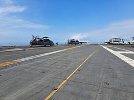 letalonosilka USS Gerald R. Ford