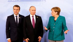 Merklova in Macron s Putinom o Ukrajini