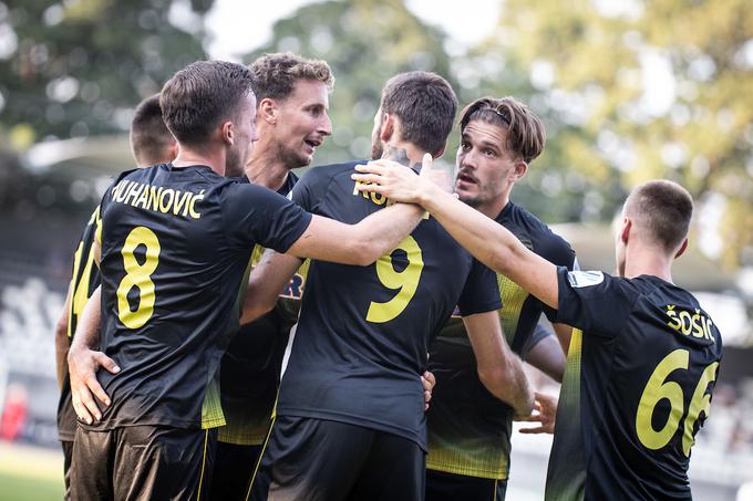 Radomlje so premagale Domžale. | Foto: Blaž Weindorfer/Sportida