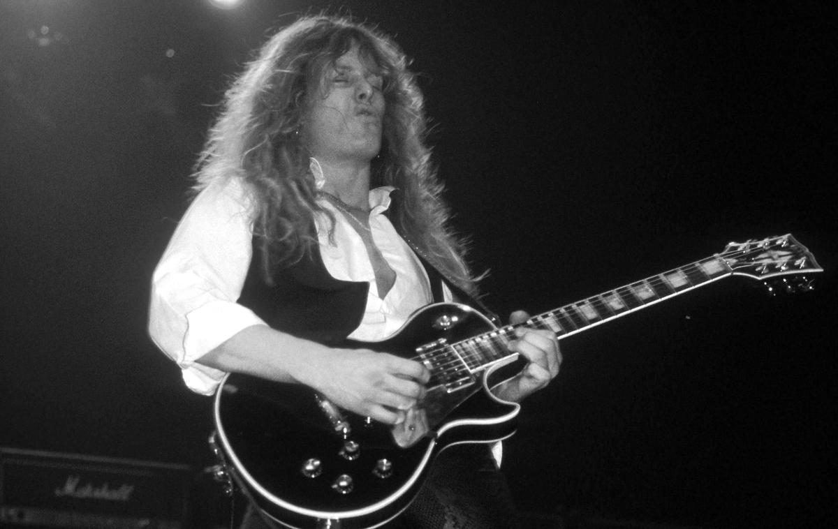 John Sykes, Whitesnake | Sykes je sodeloval pri dveh albumih zasedbe Whitesnake in je bil soavtor nekaterih najbolj znanih pesmi skupine, vključno s Still Of The Night in Is This Love.  | Foto Guliverimage