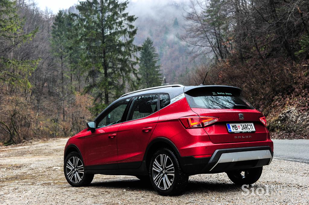 Seat Arona