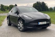 Tesla model Y RWD