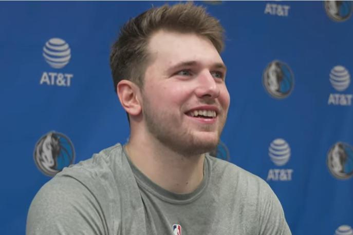 Luka Dončić | Luka Dončić je bil po zmagi proti Vročici Gorana Dragića izvrstno razpoložen. | Foto zajem zaslona