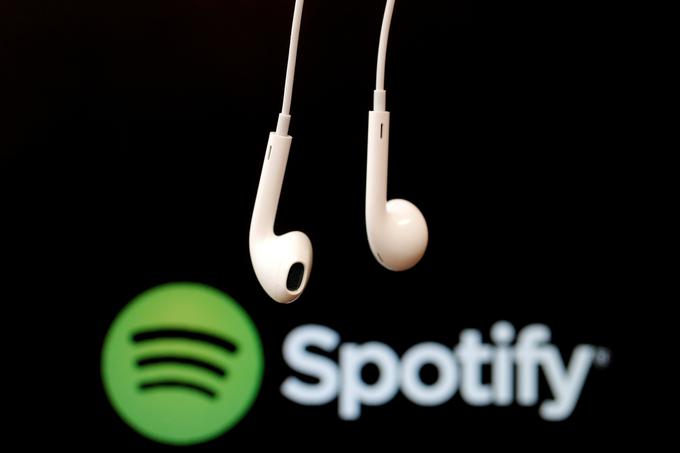 Za nameček pri nas, vsaj ne brez navideznega spreminjanja lokacije uporabnika (proxy ali vpn), še vedno ni na voljo najbolj priljubljena storitev za poslušanje glasbe na zahtevo na svetu, Spotify. Za ameriškega ponudnika je Slovenija še vedno država tretjega sveta, brez težav pa storitev ponuja piratom z Baltika (Latvija, Litva, Estonija) in celi vrsti latinskoameriških držav, kjer je delež ljudi z dostopom do svetovnega spleta precej manjši kot v Sloveniji. | Foto: Reuters