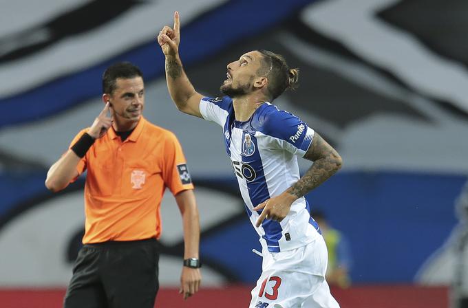 Alex Telles | Foto: Reuters