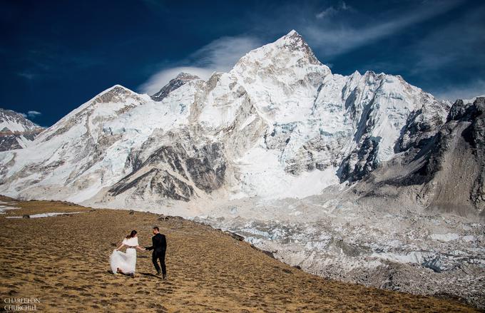 Poroka bazni tabor Everest | Foto: www.instagram.com/charletonchurchill