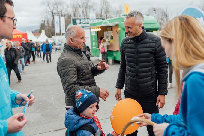 Namesto študij Janez Cigler Kralj gradi domove starejših. Odprtih je kar 145 projektov gradenj.  | Foto: 