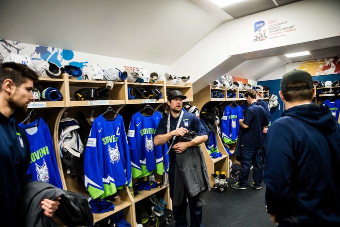 Mitja Robar je med najizkušenejšimi slovenskimi hokejisti na prvenstvu. | Foto: Vid Ponikvar