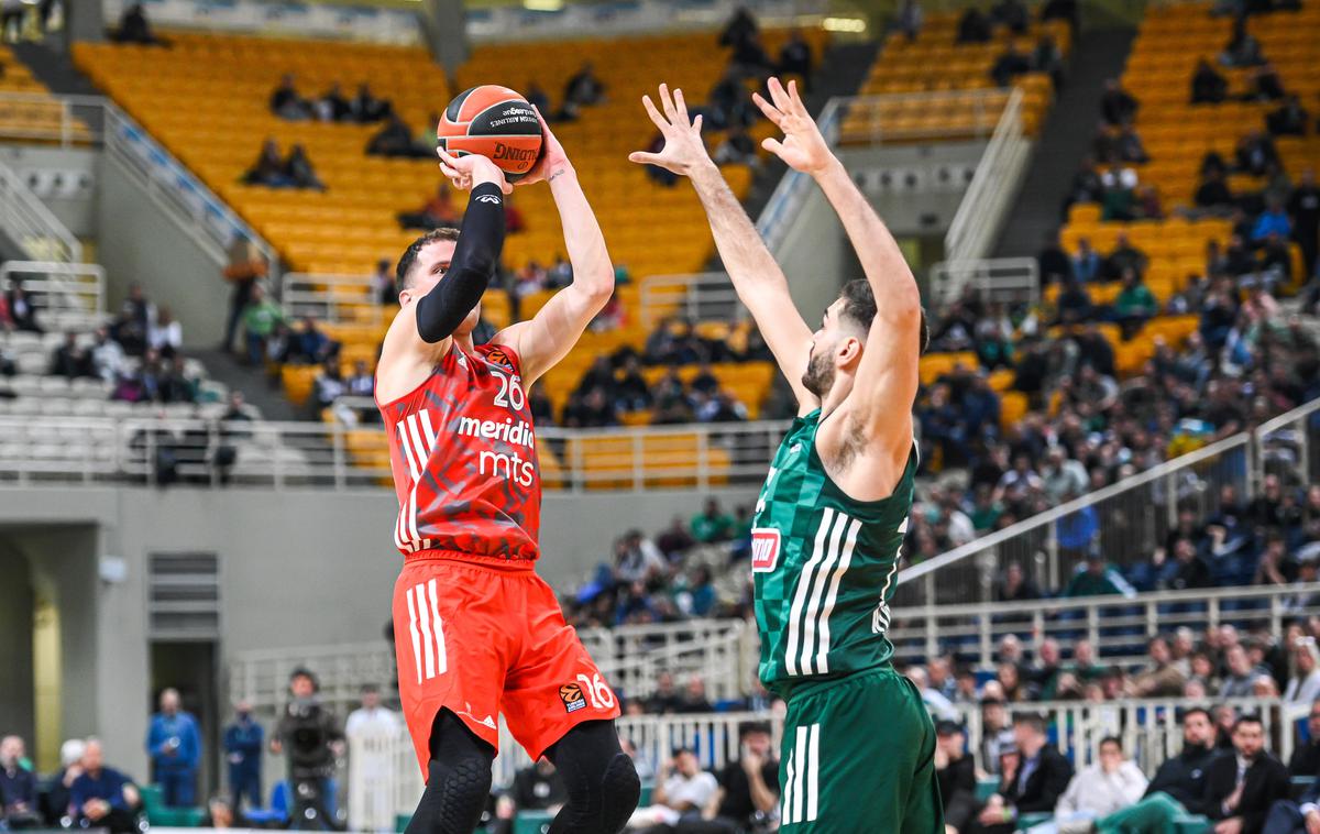 Panathinaikos Crvena Zvezda | PAO je pred na pol prazno dvorano premagal Crveno zvezdo. | Foto Guliver Image