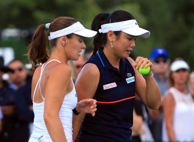 Najtrši oreh v Singapurju bosta Martine Hingis in Chan Yung-Jan. | Foto: Guliverimage/Getty Images