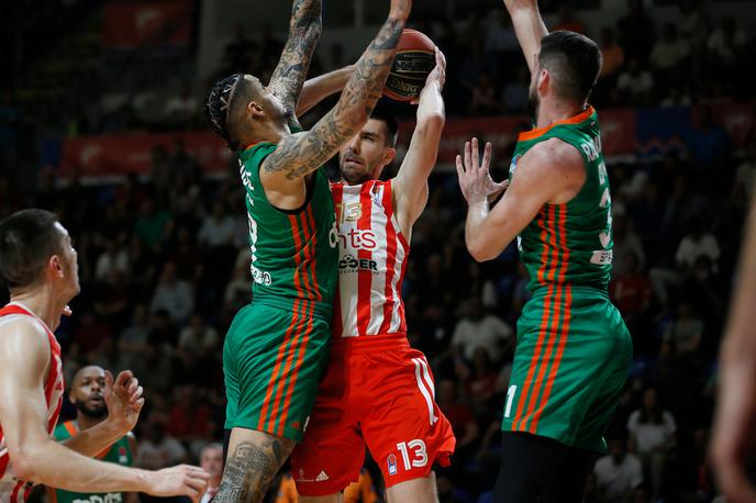 Crvena zvezda Cedevita Olimpija | Cedevita Olimpija je na gostovanju pri Crveni zvezdi izgubila z 82:93. Obramba Ljubljančanov je bila preslaba, da bi lahko računali na presenečenje. Jaka Blažič je bil z 20 točkami prvi strelec Olimpije. | Foto Sportida