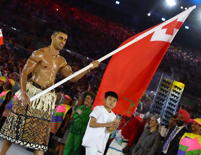 Naoljeni Pita Taufatofua. | Foto: Reuters