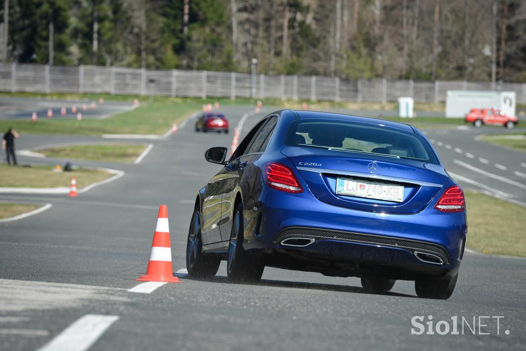 Poligon Vransko - PRIMA prestižna limuzina srednjega razreda: Audi A4, Alfa romeo giulia, BMW 3, Jaguar XE, Lexus IS300h, Mercedes-Benz C