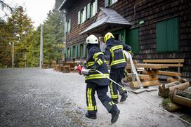 Gasilska vaja na domu pod Storžičem