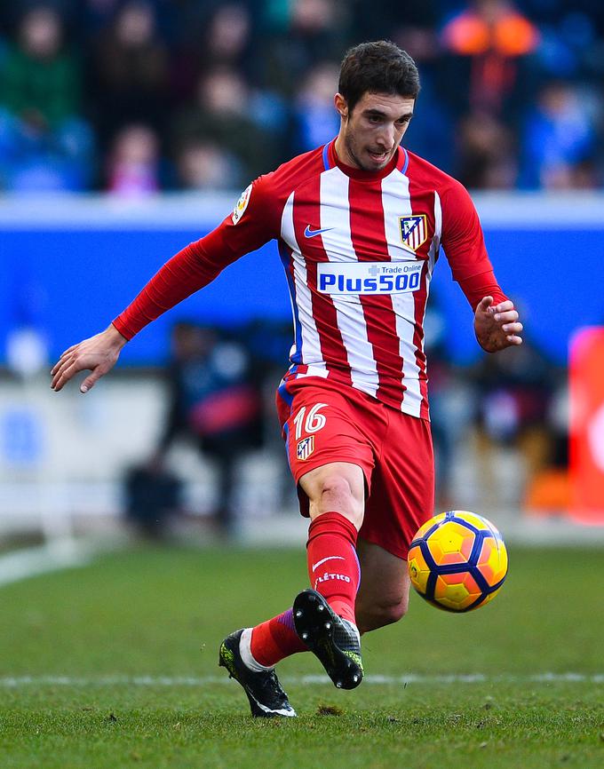 Šime Vrsaljko je pred prihodom v Španijo igral za Sassuolo, pred tem je nosil dres Genoe. | Foto: Guliverimage/Getty Images