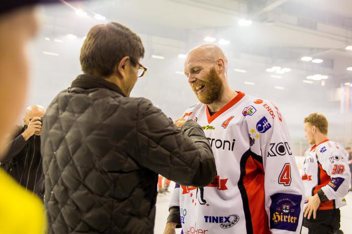 HDD JEsenice HK OLimpija | Andrej Tavželj bo tudi v prihodnji sezoni igral za Jesenice. | Foto Žiga Zupan/Sportida