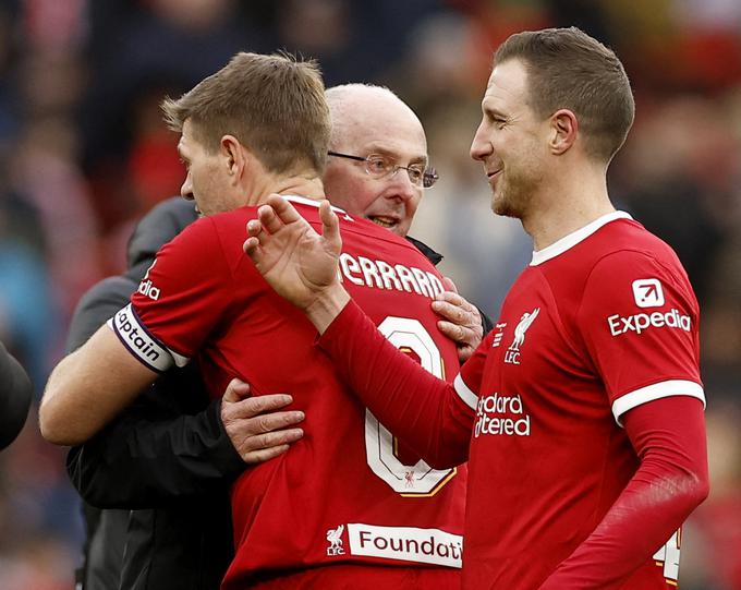 "Komaj sem čakal, da pridem in odigram pod njegovim vodstvom še zadnjo tekmo," je dejal Gerrard. | Foto: Reuters