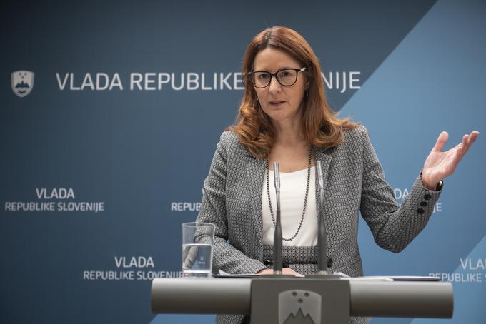 Ministri iz vrst SD so na četrtkovi seji vlade glasovali proti predlogu, da Janez Lenarčič postane novi slovenski evropski komisar. Na fotografiji pravosodna ministrica iz vrst SD Andreja Katič. | Foto: STA ,