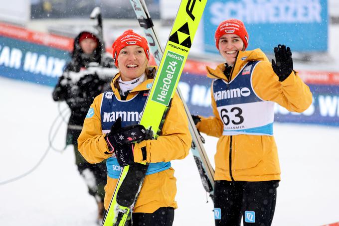 Katharina Schmid se veseli nove zmage v svetovnem pokalu. | Foto: Reuters