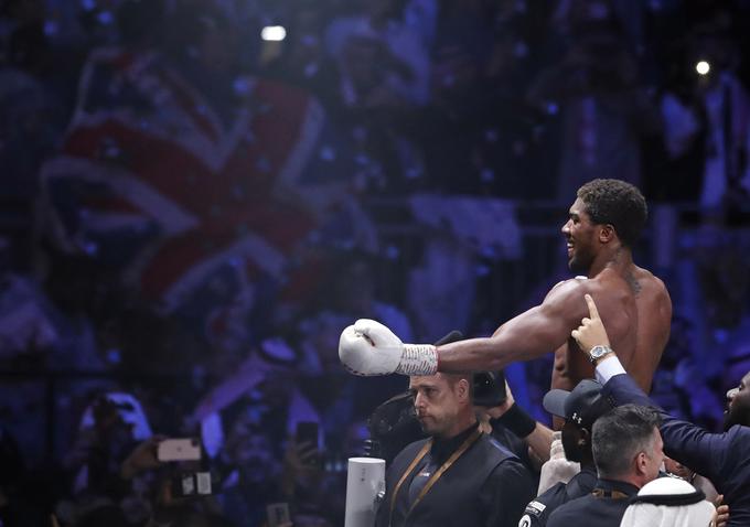 Anthony Joshua je v svojem zadnjem dvoboju nokavtiral Kubrata Puleva. | Foto: Guliverimage/Vladimir Fedorenko