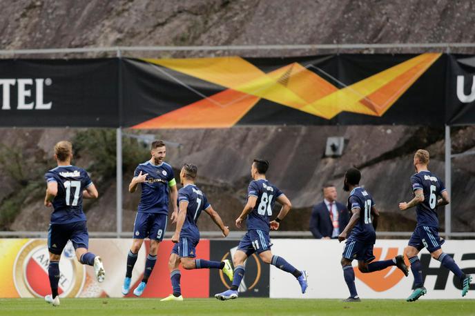 Andraž Šporar Slovan bratislava | Andraž Šporar je v sodnikovem podaljšku prvega polčasa tekme v Bragi poskrbel za izenačenje, ko je zadel z bele točke.  | Foto Reuters