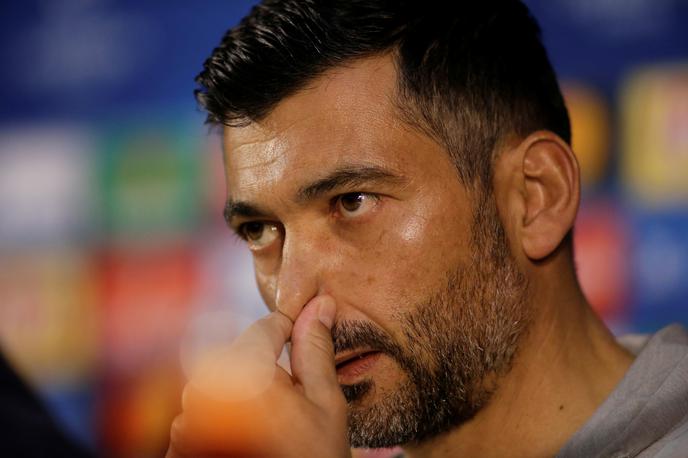 Sergio Conceicao | Nekdanji portugalski reprezentant Sergio Conceicao, sicer oče petih otrok, vodi Porto že šesto sezono zapored. Porto je popeljal že do osmih lovorik. | Foto Reuters