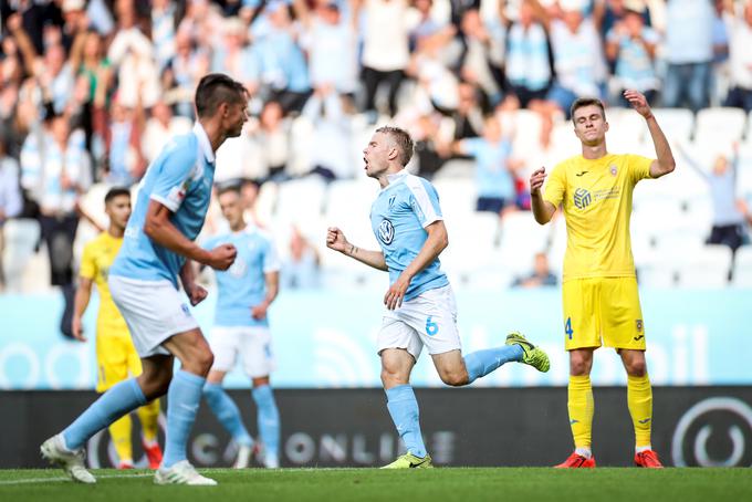 Švedski prvak Malmö je pred petimi leti v Evropi izločil Domžale. | Foto: Reuters