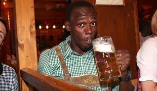 Usain Bolt si je na Oktoberfestu dal duška (video)