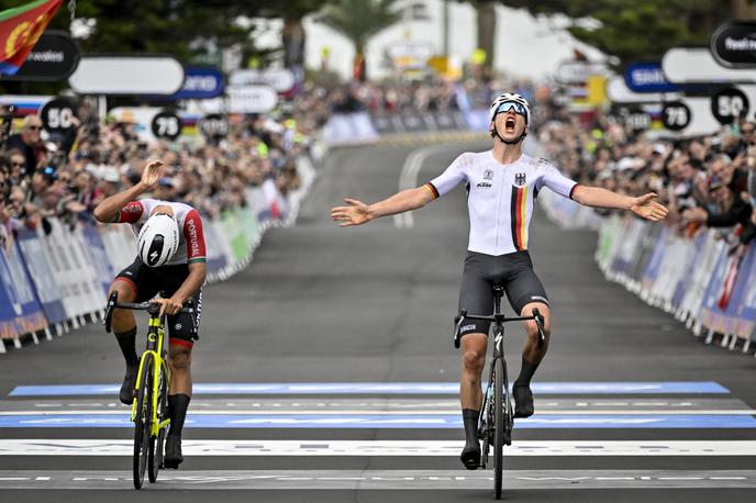 Emil Herzog | Nemec Emil Herzod je novi svetovni prvak med mladinci. V ciljem sprintu dvojcie je ugnal Portugalca Antonia Morgado.  | Foto Guliverimage