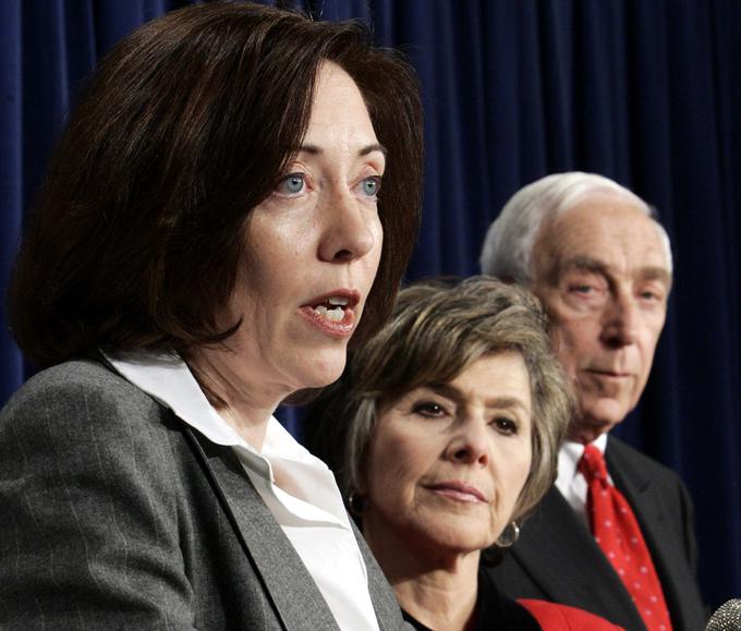 Maria Cantwell je od vlade predsednika Donalda Trumpa že najmanj trikrat zahtevala informacije o vdorih, a odgovorov še ni dobila. | Foto: Reuters