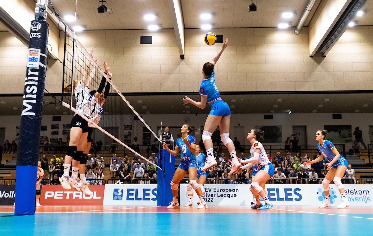 slovenska ženska odbojkarska reprezentanca, odbojkarska reprezentanca | Slovenke so pri favoriziranih Švedinjah izgubile z 0:3 v nizih. | Foto Matic Klanšek Velej/Sportida