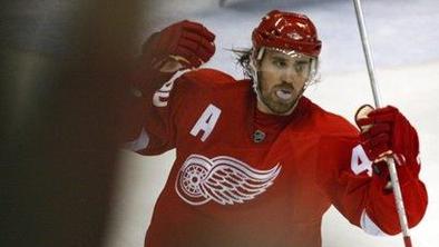 Zetterberg sklenil rekordno pogodbo z Detroitom